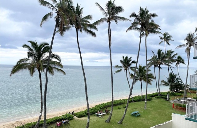 Luxury Oceanview Punaluu Condo