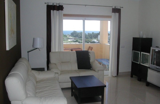 Luxury quiet apartment with private pool near the beach and mountains in Algarve