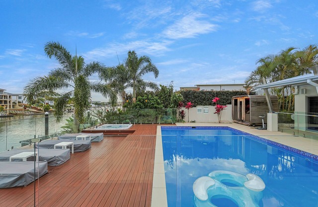 Luxury Riverfront Home on the Gorgeous Gold Coast