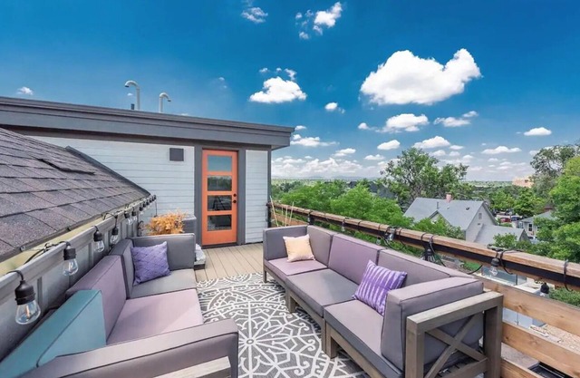 Luxury Rowhome 🏔 Mountain Views Littleton Main St