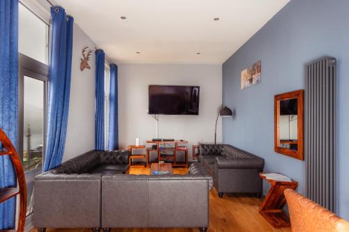 Luxury Seaview Cottage by Fairy Pools 2