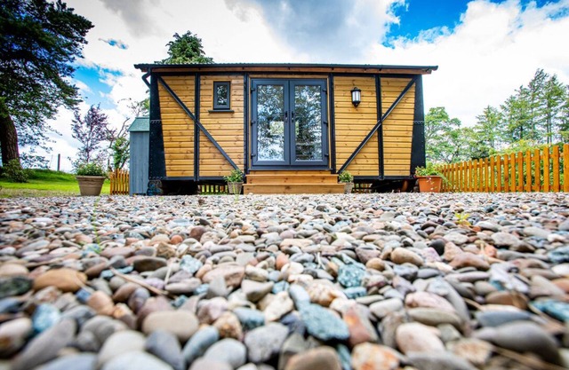 Luxury Shepherds Hut in stunning location