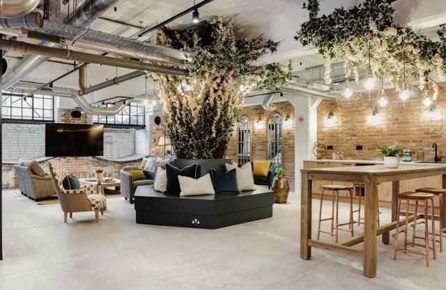 Luxury Stay With Sauna, Gym, and Pool in Leicester