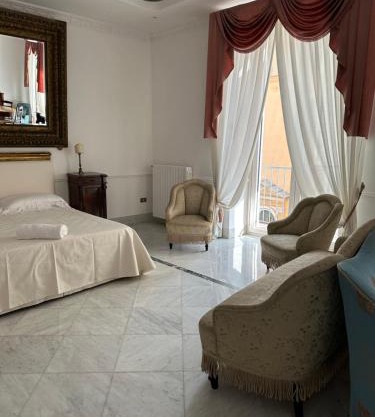 Luxury suite on the square