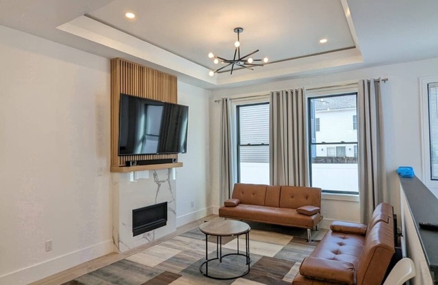 Luxury townhouse 6 Miles from Boston. New construction. Monthly rents