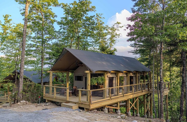 Luxury Tree Tent in Tuxedo Falls Resort with Private Waterfalls & Hiking