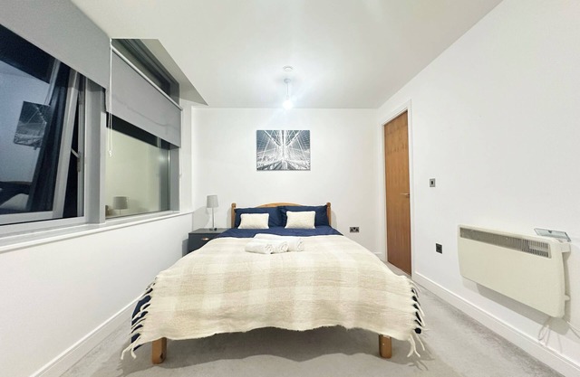 Luxury Urban Retreat in Basingstoke, by Edensn