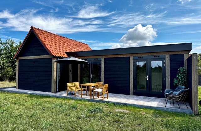 Luxury vacation home with sauna, 2 bedrooms and ensuite bathrooms in Zierikzee.