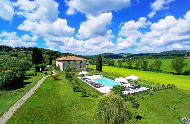 Luxury Villa + A/C Dépendance, Whirlpool, infinity Pool, Chef, Pizza, massage