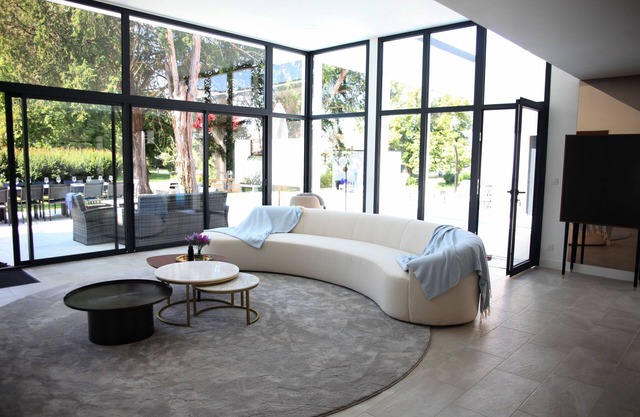 Luxury Villa Bagatelle