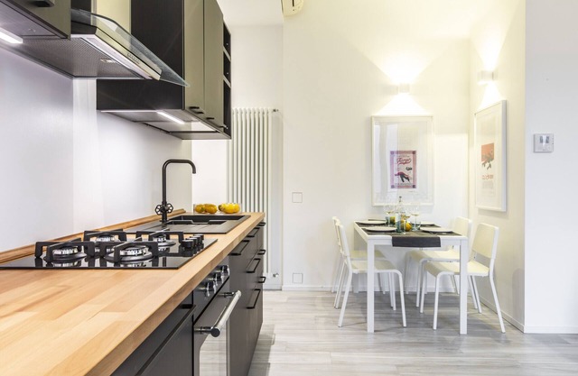 Maciachini Bright Apartment R&R