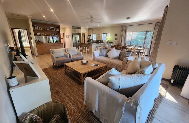 Maclarty House - Golf Estate
