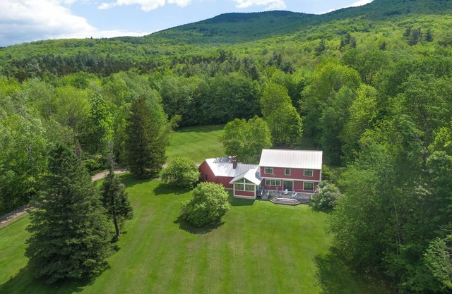 Mad Mountain Meadows - Stunning Mountain Views!