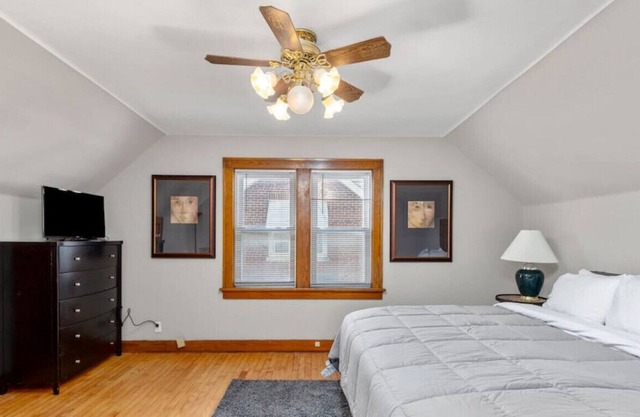 Madison Oasis 2 Rehabbed Home in Historic Area