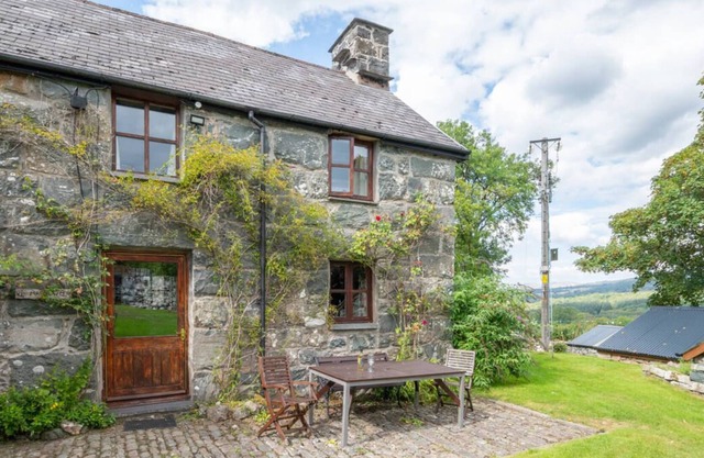 Maesgwm Farm Cottage