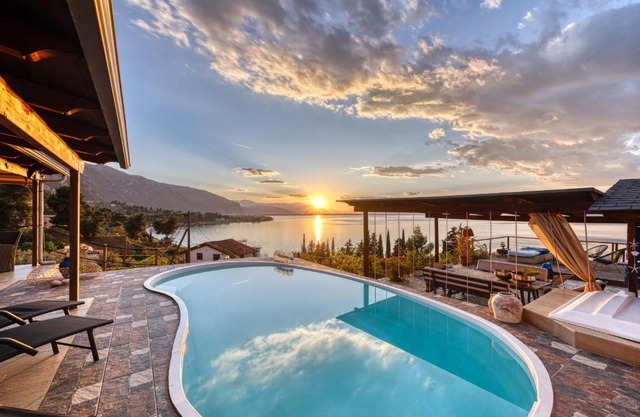 Magical view, Villa Asproneri, Kamena Vourla