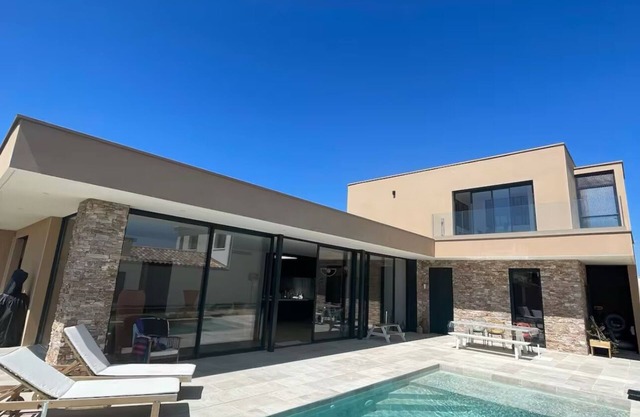 Magnificent contemporary & design villa