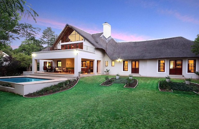 Magnificent luxury home, ideal for work or leisure. ALL Amenities Included.
