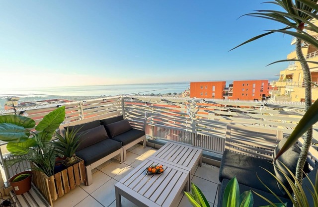 Magnifique T3 à 5 min des Plages, Garage Privé et vue Imprenable !