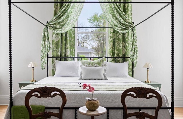 Magnolia Manor~Hot Tub~Fire Pit~Sleeps 16~GameRoom