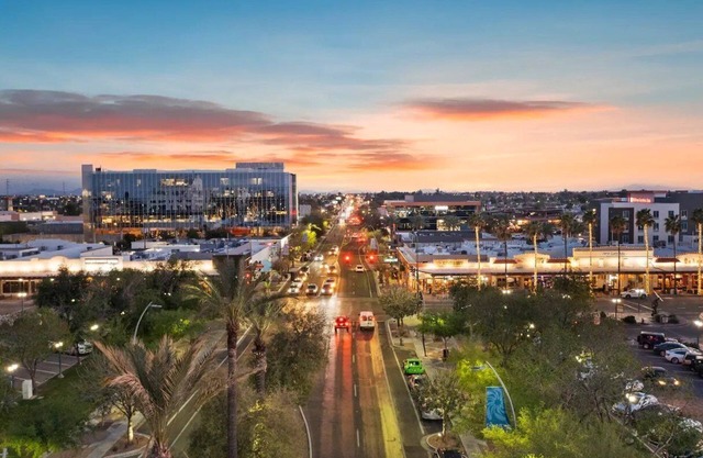 Mahalo-Sparkling Heated Pool-Downtown Chandler