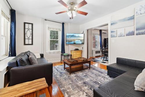 Main Line Manor 3BR with King Beds & Patio & Backyard