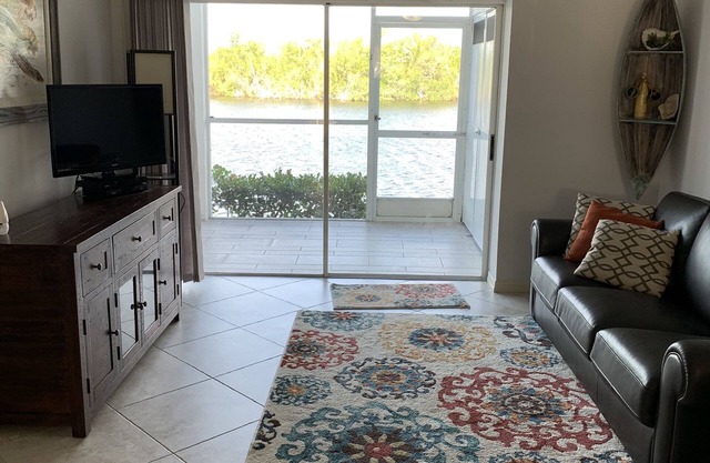 Mainsail Dr. at Marco shores at hammock bay