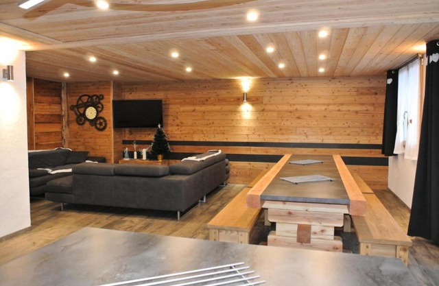 Maison 7 pièces 12 personnes centre station proche pistes - 7 Pièces 12 personnes MAE-4741