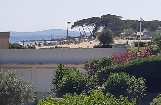 Maison Calme, Avec Parking Privatif à 100m à Pied de la Plage