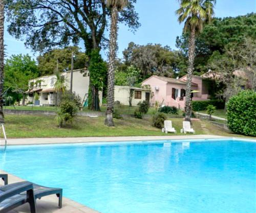 Maison charmante à San-Nicolao avec piscine partagée