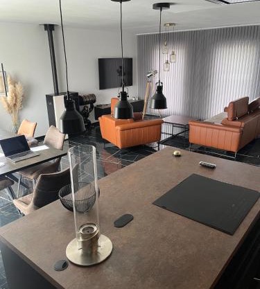 Maison chic et moderne à la campagne