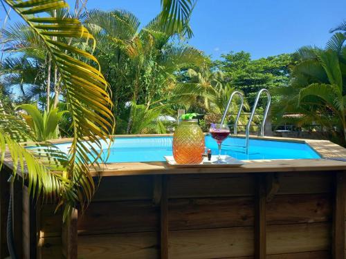 Maison confortable avec piscine privée à Capesterre-Belle-Eau.