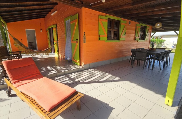 Maison Créole Dans Ravissant Jardin