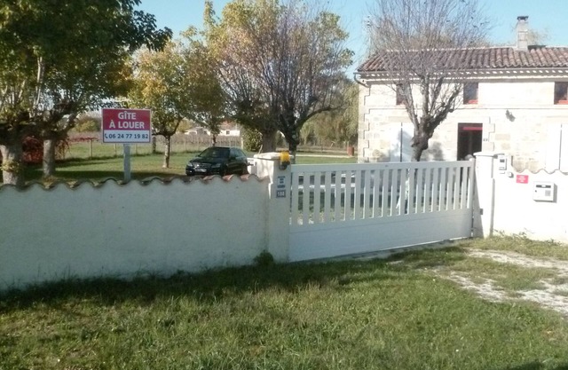 Maison de Campagne Avec Grand Jardin et Terrasse Parking Prive Ferme