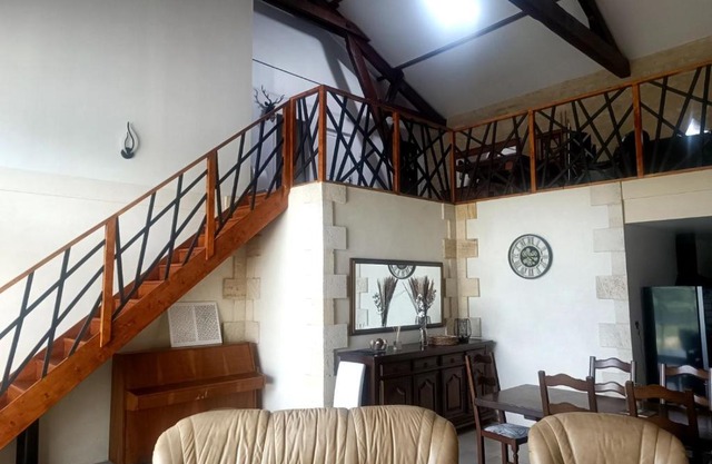 Maison de charme aux grands volumes