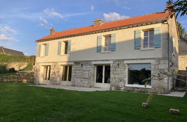 Maison de charme avec jardin à Buzancy, idéale pour familles et amateurs de nature - FR-1-532-19