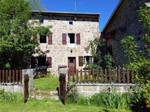 Maison de charme avec jardin à Cubelles, idéale en famille