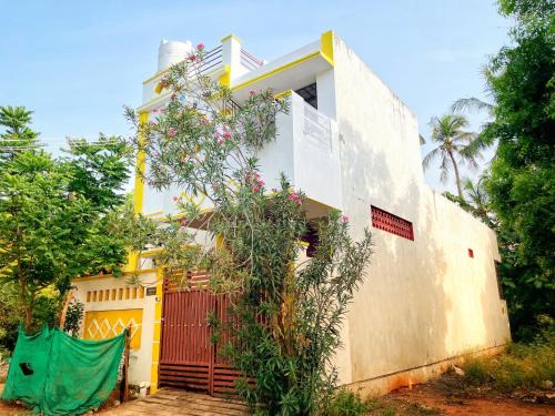 Maison Douce home stay 3BHK Serenity