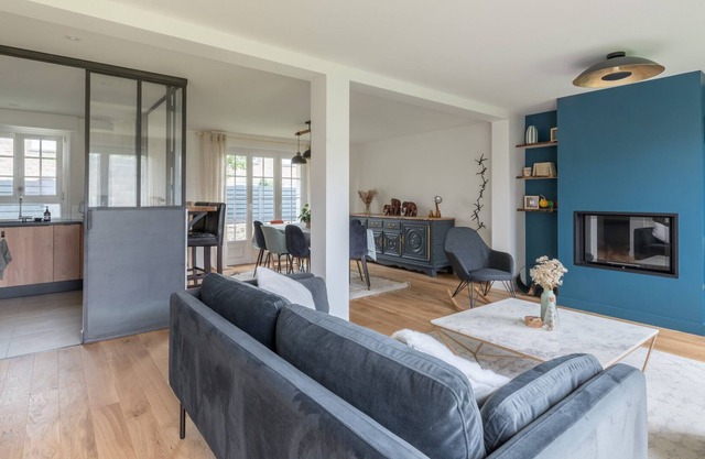 Maison familiale entre gare et plage