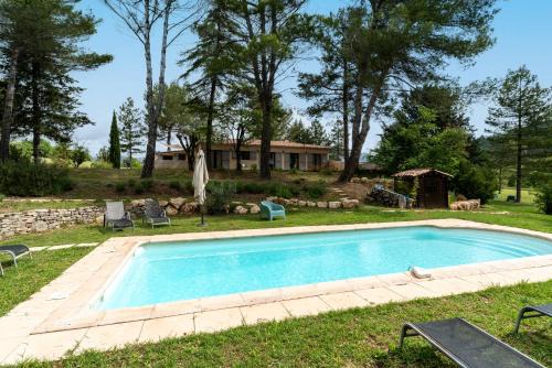 Maison Marvic, Studio dans les pins