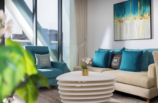 Maison Privee - Elegant Palm Retreat w/Iconic Sea and Marina Vws