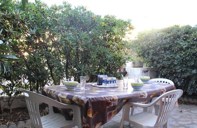 Maison traversante, 50m de la plage, 3 chambres, terrasse, lave-linge, lave-vaisselle, 8 couchages - FR-1-229C-28