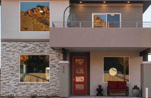 Majestic Zion, So Zion 4Bed 3Bath, Hot Tub, Deck, Fire Pit