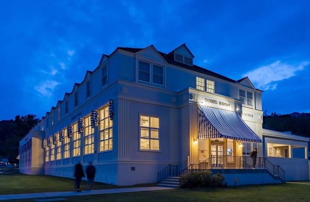 Mammoth Hot Springs & Cabins - Inside the Park