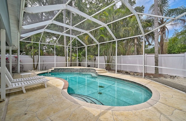 Manatee Cottage: 10% Fall Savings thru Nov 21!