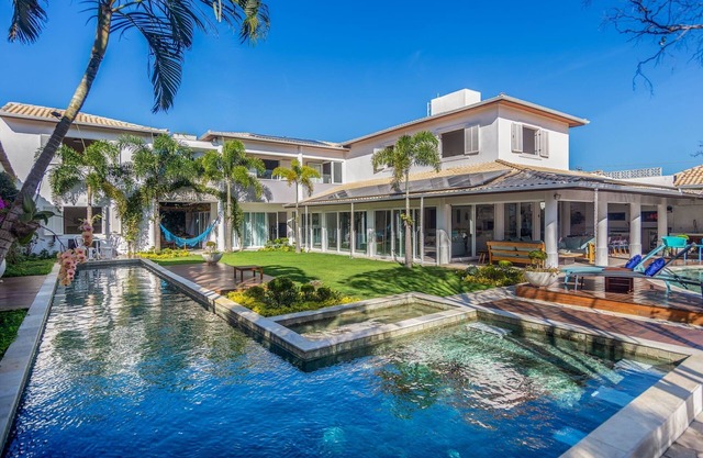 Mansão de Cinco Suítes em Geribá