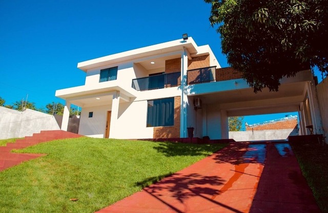 Mansión Blanca Resort Del Este, nThe heart of Ciudad Del Este, Paraguay