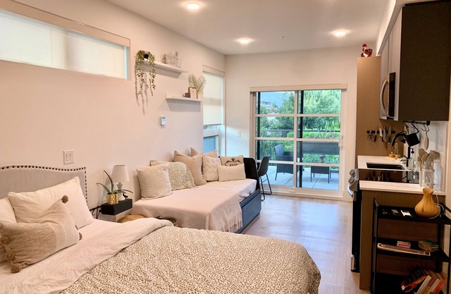 Mara at Pandosy Village