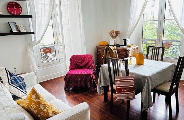Marais super center charming flat of 2 rooms with view !