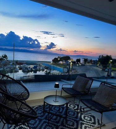 Marathon Coast-Seafront Luxury Apartments